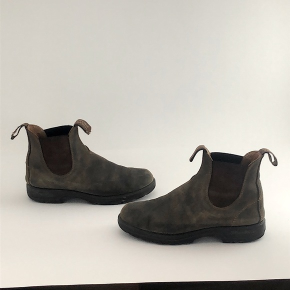 size 5 blundstones